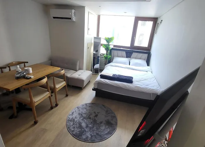 4-2926 #gangnam Stn, 5-min #yeoksam Stn, 3-min #ott Apartment